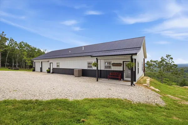 1206 State Highway B, Mansfield, MO 65704