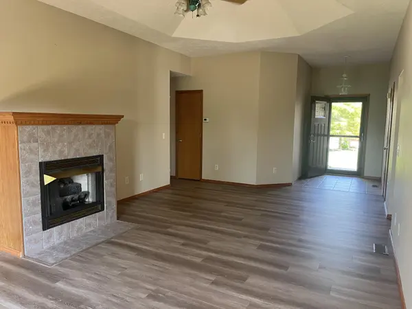 4362 W 2nd ST, Battlefield, MO 65619