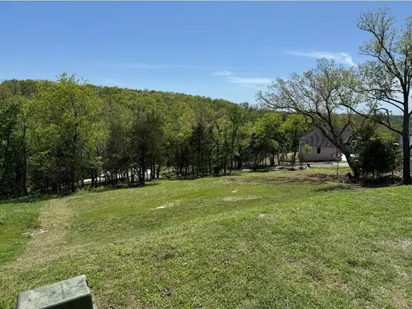 6204 S Maryland AVE, Springfield, MO 65810