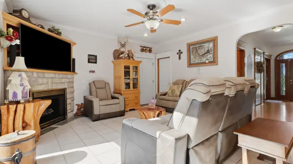 8431 State Route Ad, West Plains, MO 65775