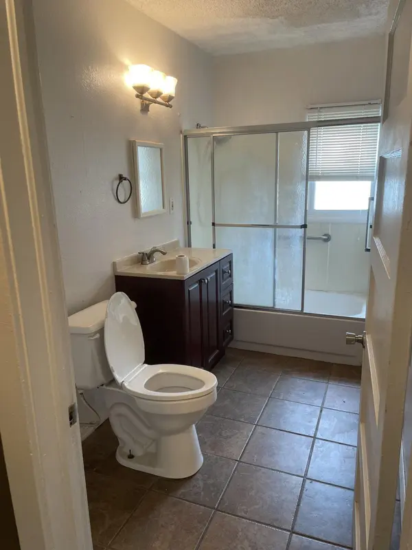 1107 Nelson ST, Webb City, MO 64870