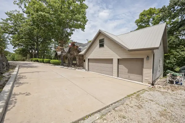 Address not disclosed, Branson West, MO 65737