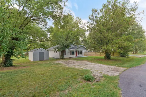 3023 W State ST, Springfield, MO 65802