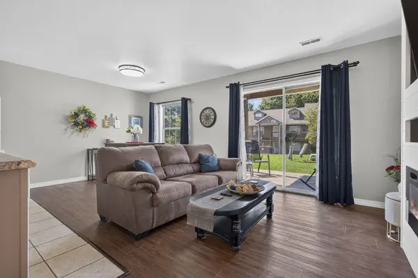 29 Fall Creek DR #Apt 2, Branson, MO 65616