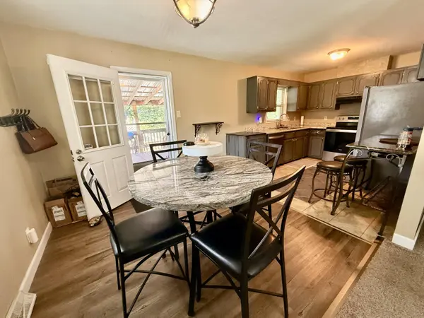 2209 Debra DR, West Plains, MO 65775