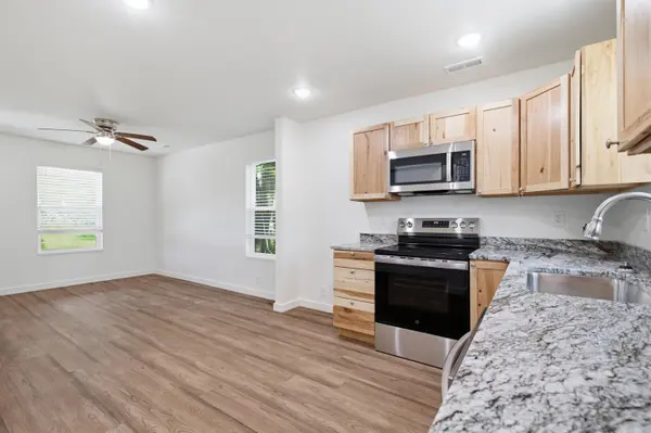 110 Georgia LN, Mansfield, MO 65704