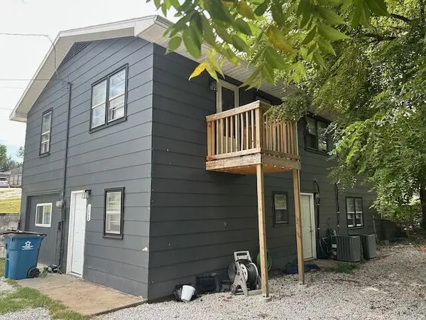 106 W South ST, Neosho, MO 64850