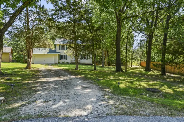 144 Meadow AVE, Branson, MO 65616
