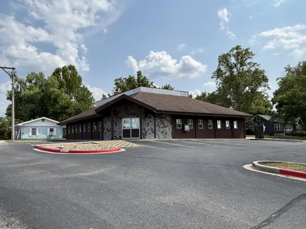 139 State Highway Y HWY, Forsyth, MO 65653