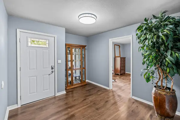 1304 S Adams AVE, Aurora, MO 65605