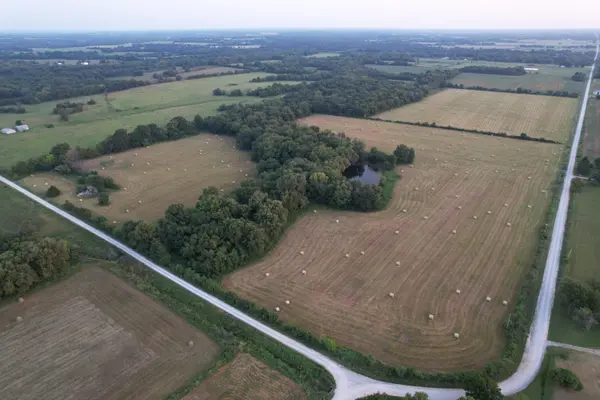 220 NW 40th RD, Lamar, MO 64759
