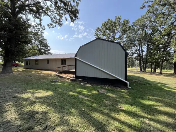 5351 State HWY, Purdy, MO 65734