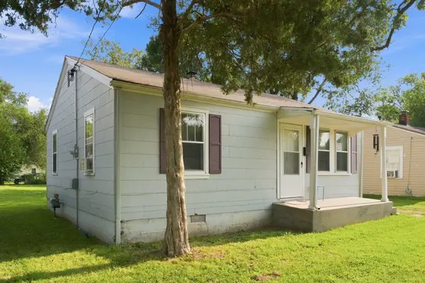 1925 W Atlantic ST, Springfield, MO 65803