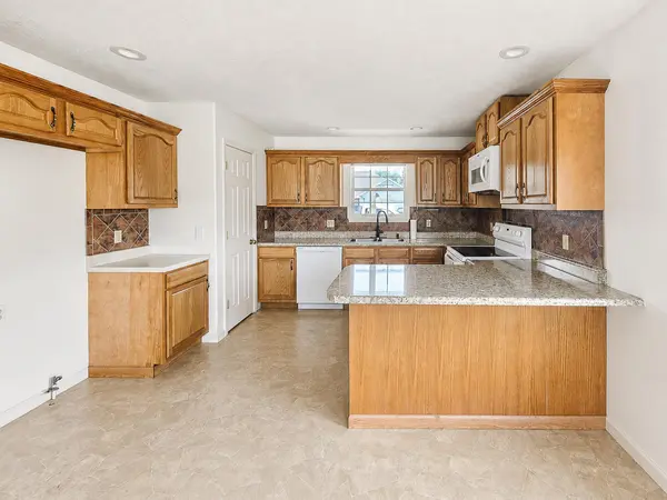 801 E Clay Street, Mountain Grove, MO 65711