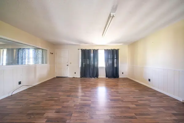 1343 U.S. 62/412, Highland, AR 72542
