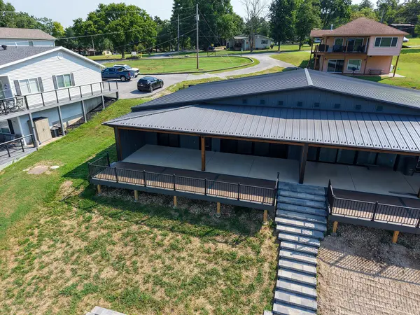 140 Fishermans Tale Lane, Reeds Spring, MO 65737