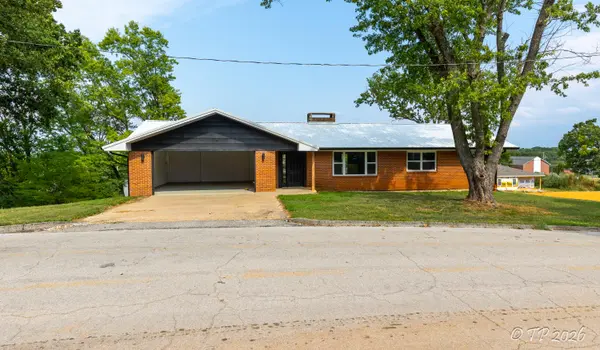 620 Johnson ST, West Plains, MO 65775