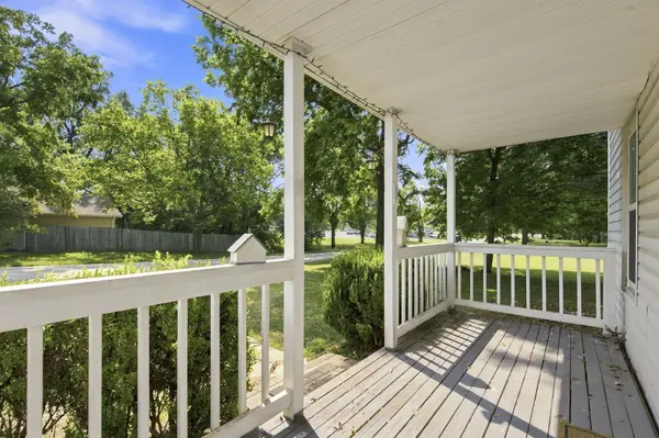 645 N Walnut AVE, Republic, MO 65738
