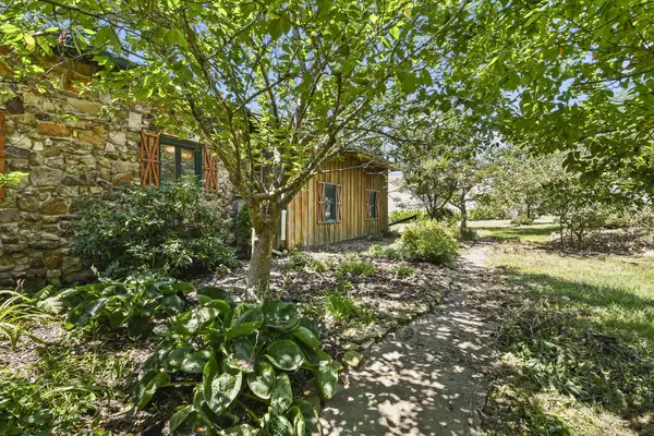 6421 Lawson RD, Hartville, MO 65667