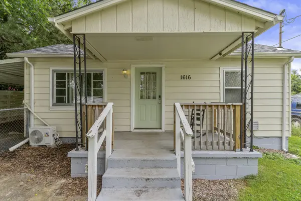 1616 W Belmont ST, Springfield, MO 65802