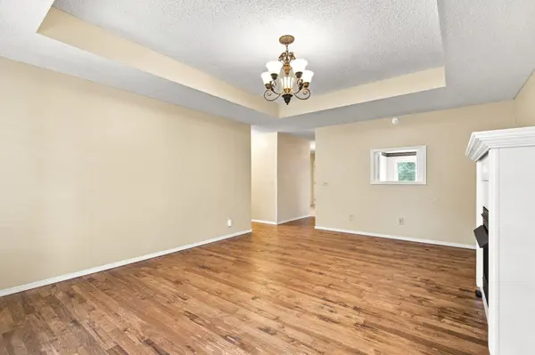 1255 E Lafayette CT, Springfield, MO 65804