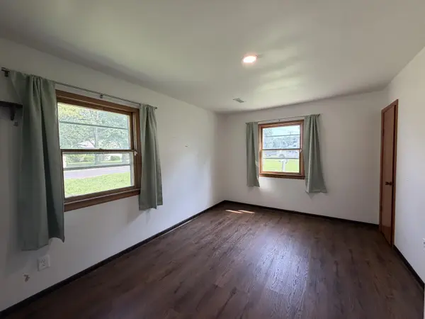 513 S Elm ST, Mountain Grove, MO 65711
