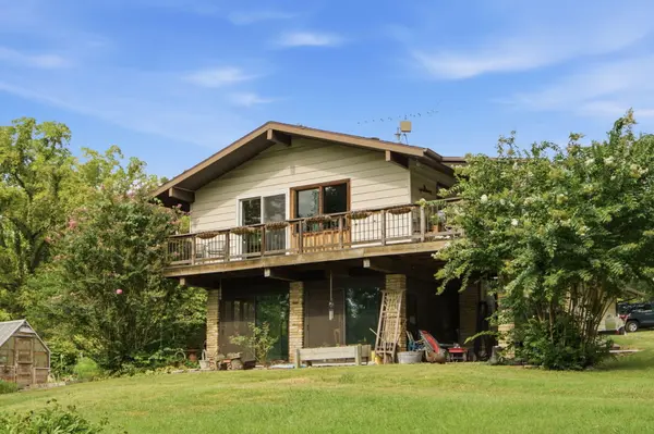 352 Clearspring RD, Shell Knob, MO 65747