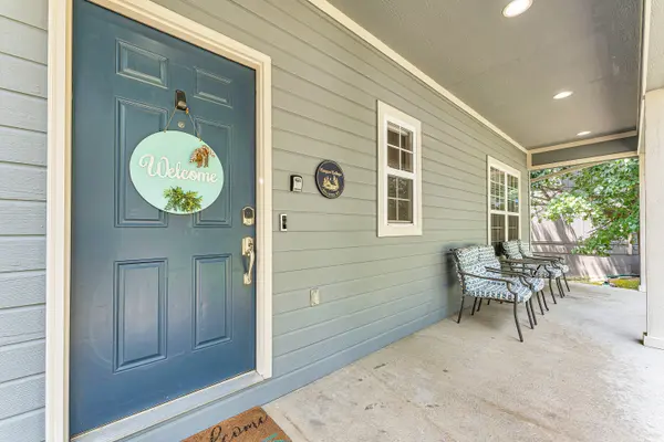 161 Foggy Bay LN, Hollister, MO 65672
