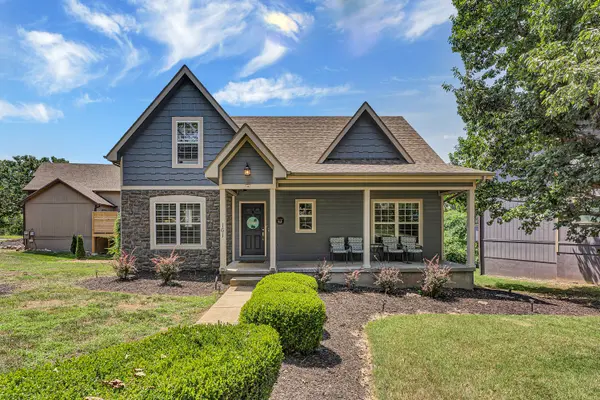 161 Foggy Bay LN, Hollister, MO 65672