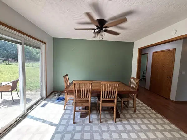 17722 Lawrence 1200, Aurora, MO 65605