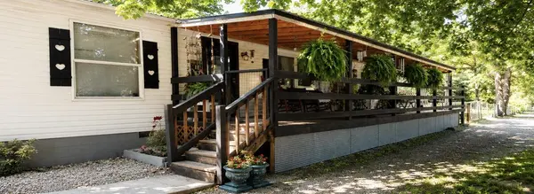 162 Spring Hill RD, Anderson, MO 64831