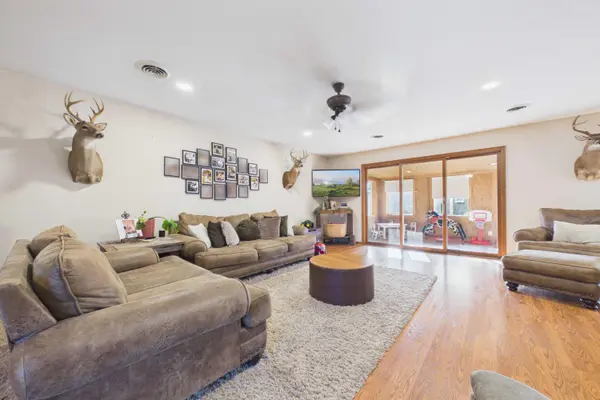173 Mccray RD, Gainesville, MO 65655