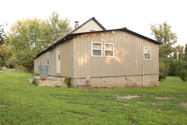 3627 County Road 542, Ava, MO 65608