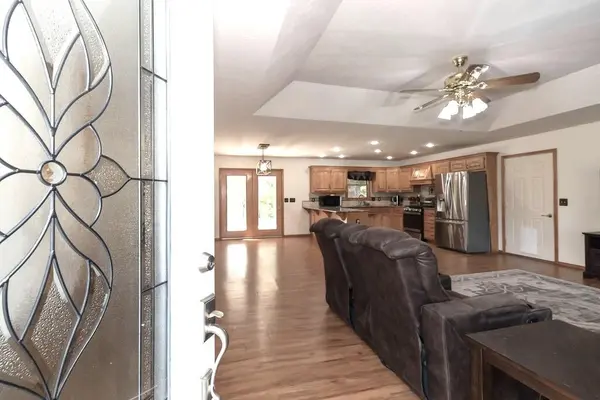 2378 State Highway Ab, Seymour, MO 65746