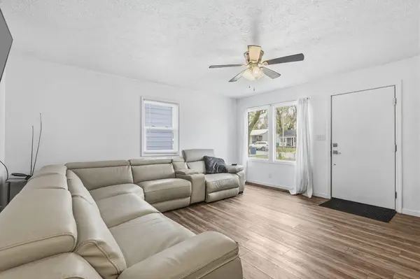 910 S Nettleton AVE, Springfield, MO 65806