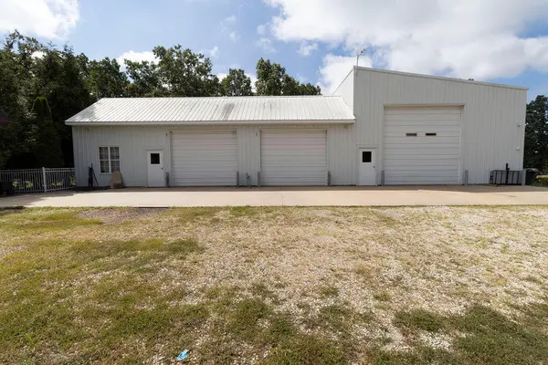 2378 State Highway Ab, Seymour, MO 65746