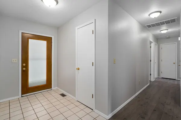4851 E Weeping Willow LN, Springfield, MO 65809
