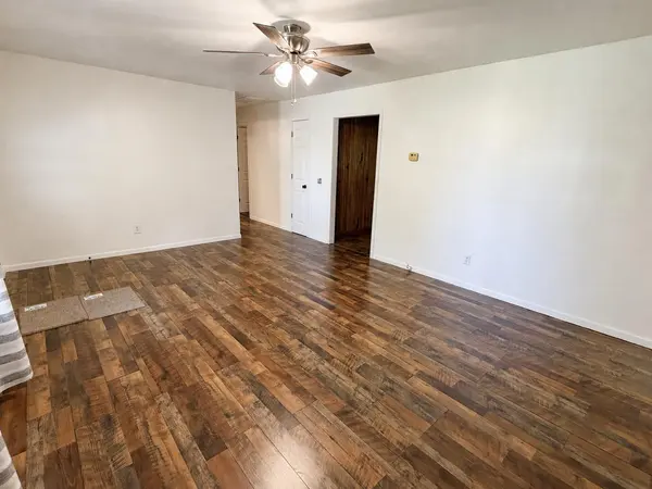 1317 Dye AVE, Ava, MO 65608