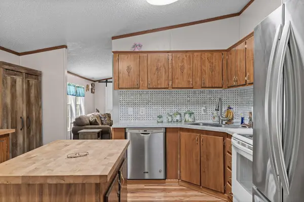 156 Badger LN, Kissee Mills, MO 65680