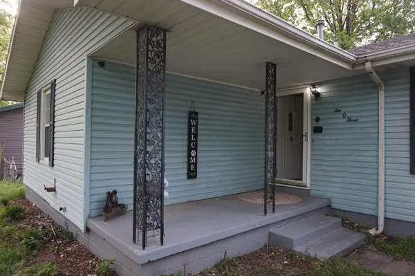 203 W King DR, Willard, MO 65781