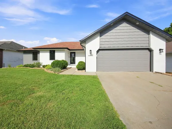 4397 S Hemlock AVE, Springfield, MO 65810