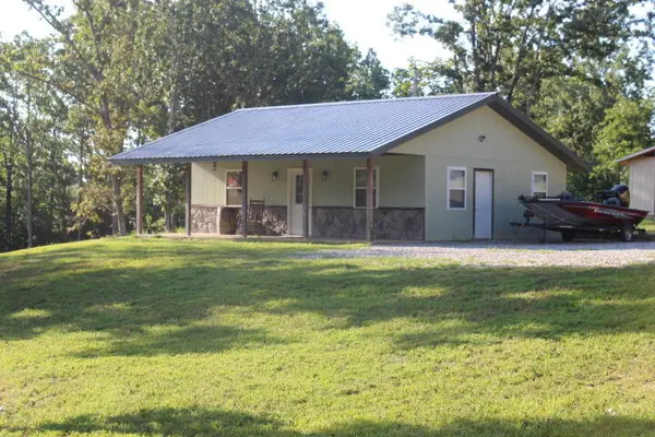 164 Hickory DR, Gainesville, MO 65655