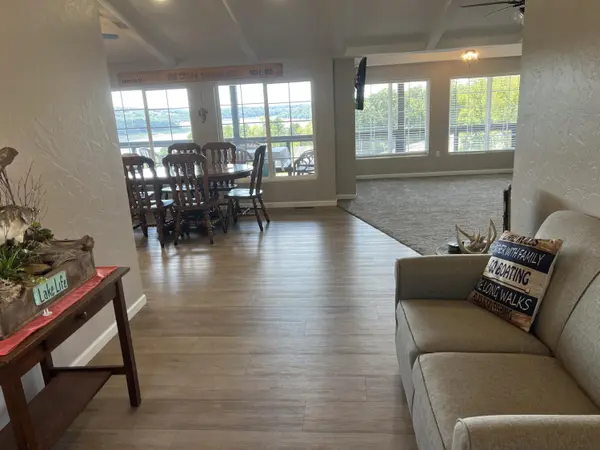 19 Lakeview DR, Theodosia, MO 65761