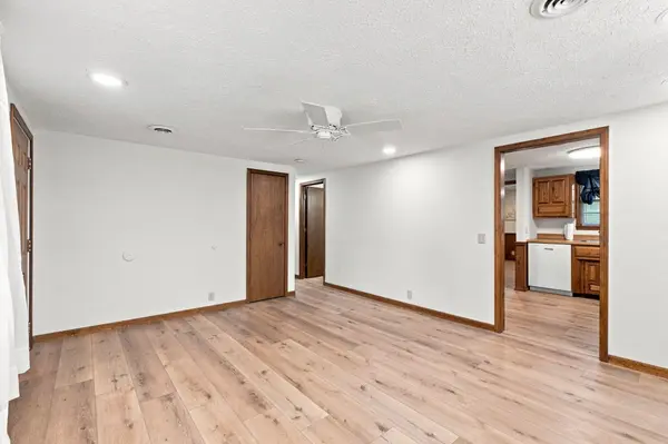 404 N Hartford AVE, Bolivar, MO 65613