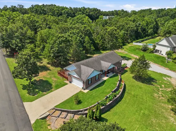 802 Hickory Lake DR, West Plains, MO 65775