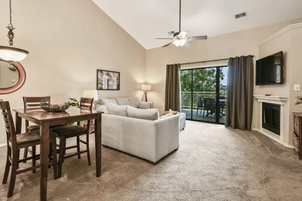 302 Stillwater TRL #327, Branson, MO 65616