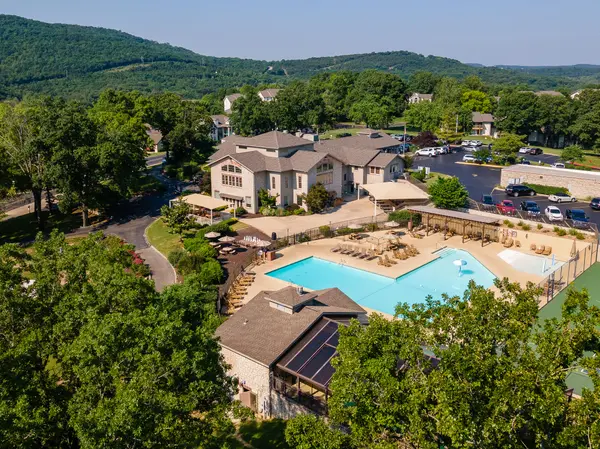 1682 Pointe Royale DR, Branson, MO 65616