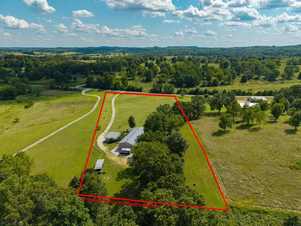 15955 E State Highway 14, Ava, MO 65608