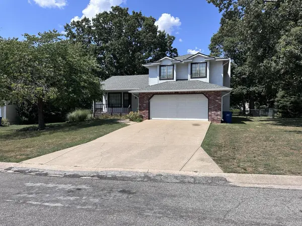 3807 Castle Rock DR, Joplin, MO 64801