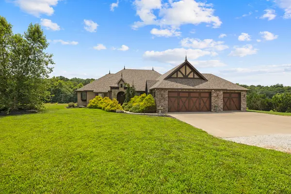 4164 S 77th RD, Bolivar, MO 65613